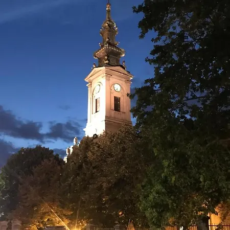 Slavna - Luxe & Wine By The Fortress * Belgrado