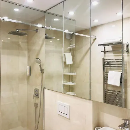 Slavna - Luxe & Wine By The Fortress Apartamento Belgrado